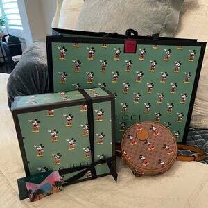 Gucci x Disney Circle Backpack Bag Purse NEW in box + shopping bag